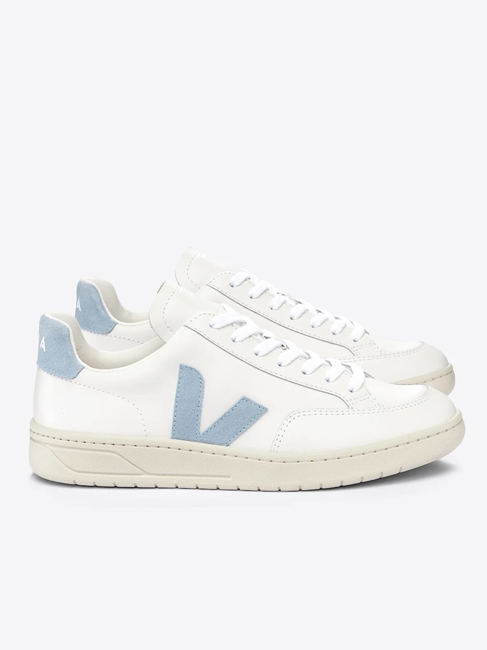 Veja V-12 Leather White Steel size 37 GUC